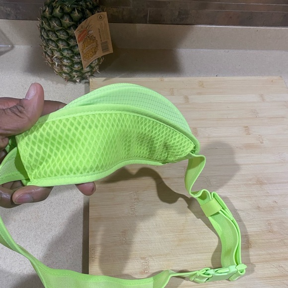 North face RUN BELT (new) - Picture 2 of 4